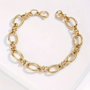 Elegant Vintage Style Gold Chunky Link Bracelet